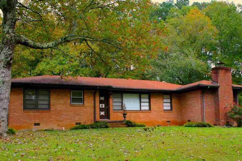 416 Holloway Street