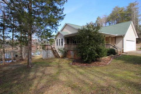 307 Paramount Drive sold home in Spring Lake, Six Mile, SC