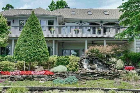 Previously sold for $725,000