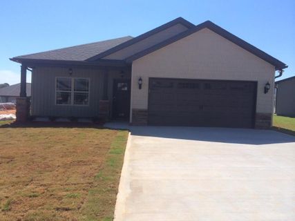 328 Linden Hall Lane sold home in Linden Hall, Easley, SC