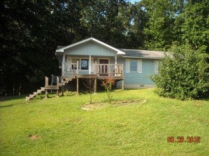 126 Oak Ridge Circle sold home in The Woods, Seneca, SC