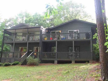 10B Hartwell Villas