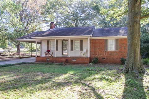 212 Westwind Road