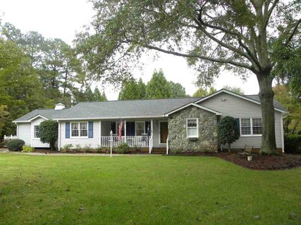 200 Knoxwood Court
