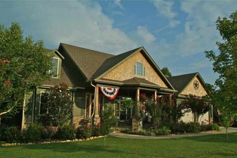 402 Home Stretch Drive sold home in Blue Mountain Estates, Seneca, SC