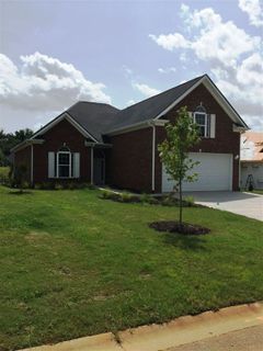 309 Canterbury Lane sold home in The Crossing, Seneca, SC