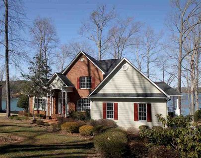 140 S Oak Pointe Drive sold home in South Oak Point, Seneca, SC
