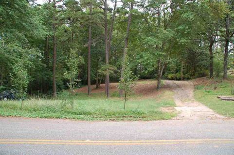 829 N Andover Drive