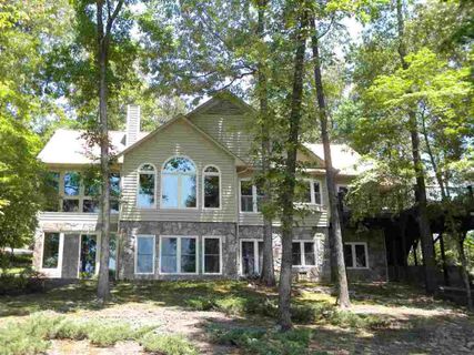 Previously sold for $410,000