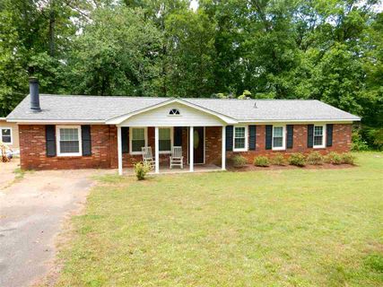 621 W Springwood Drive