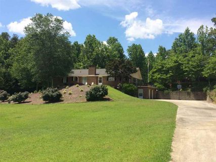 270 Charlies Way sold home in Walker Point, Seneca, SC