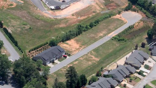 Holly Creek Drive
