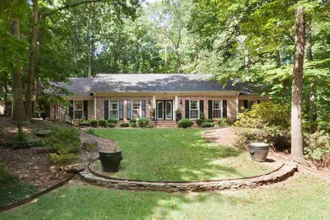 329 Woodland Way