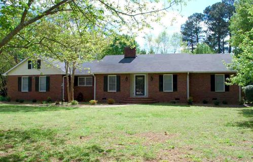 111 Whispering Pines Drive