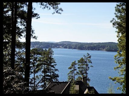 Lot 12 Island Drive The Highlands on Keowee sold home in Highland Lake Keowee, Six Mile, SC