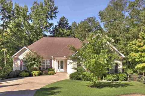 127 Inlet Pointe Drive