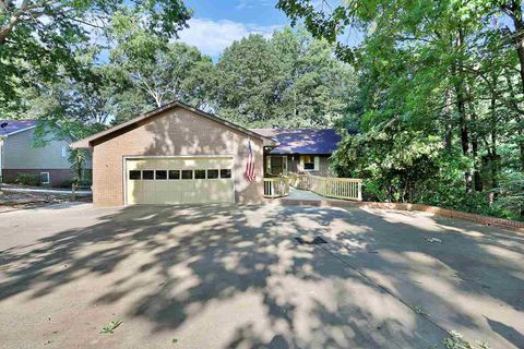327 Broadwater Circle