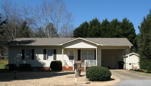 104 Dellwood Circle