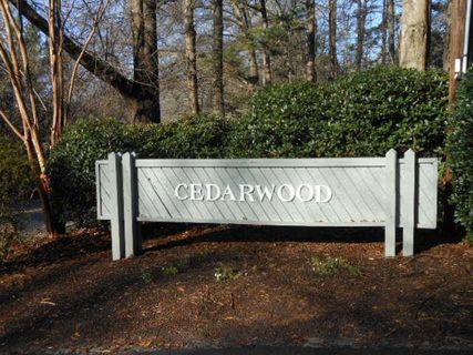 150 Ligon Street 1704 Cedarwood