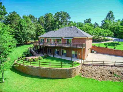 1804 Yorktown Drive