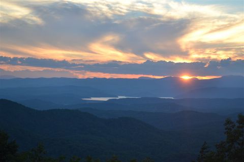 639 Upper Springs Road