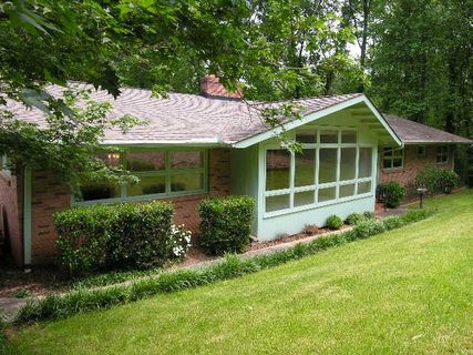 104 E Lewis Road