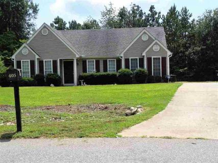 405 Whispering Lane