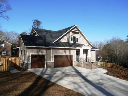 122 Riggs Drive