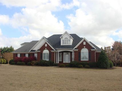 102 Buttercup Trail