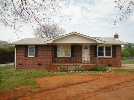 101 Carson Drive sold home in Camelot, Starr, SC