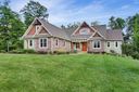 562 Natures View Drive sold home in Salem, SC