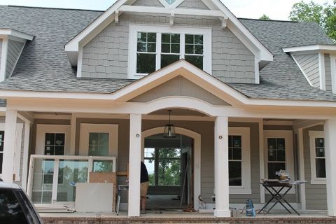 824 Elmwood Court
