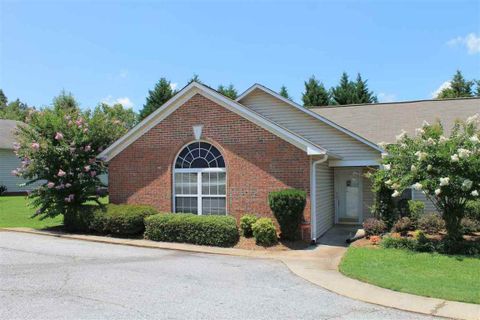 104A Reef Court sold home in Magnolia Reef, Easley, SC