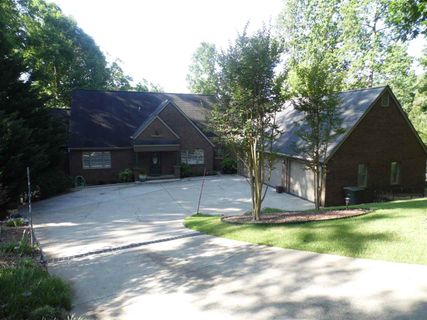 1720 Merrimac Circle