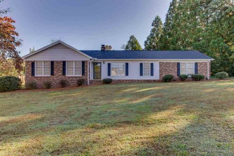 204 Cretewood Drive