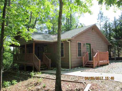 137 Lakehill Drive