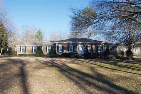 908 Meadow Lane
