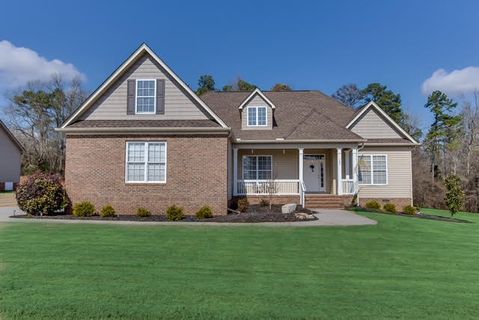 121 Prestwick Drive