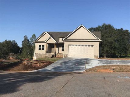 441 Twin View Drive