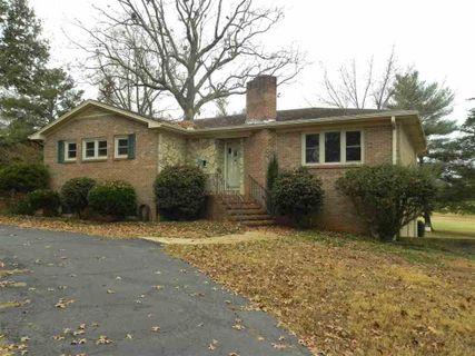 211 Leslie Lane sold home in Boscobel, Pendleton, SC