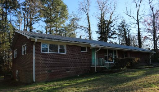 414 E Springwood Drive