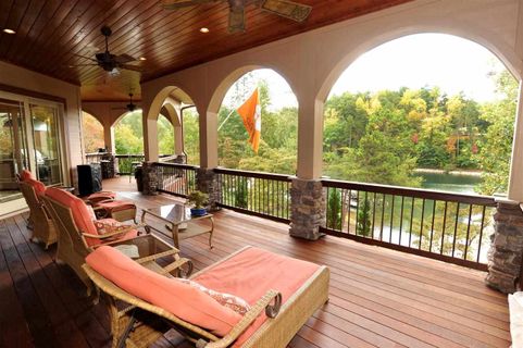 348 Island Drive sold home in Highland Lake Keowee, Six Mile, SC