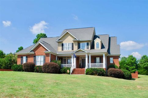 Previously sold for $520,000