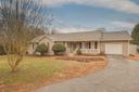 601 Pointe Wildwood Drive sold home in Seneca, SC
