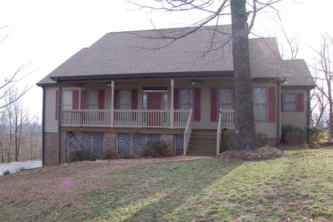 605 Upper Springs Road
