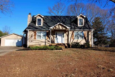 203 Dogwood Court