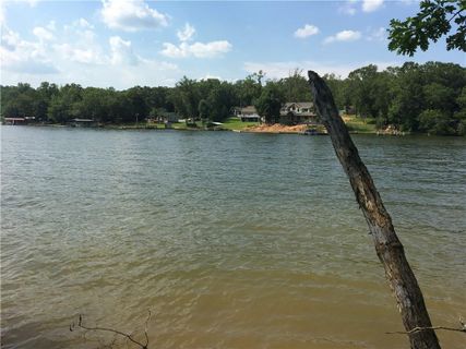 118 Edgewater Point ABBEVILLE sold home in Clearwater Shores, Abbeville, SC