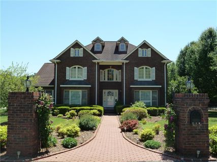 110 Sedgefield Drive sold home in Sedgefield, Clemson, SC