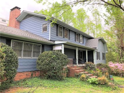 Previously sold for $370,000