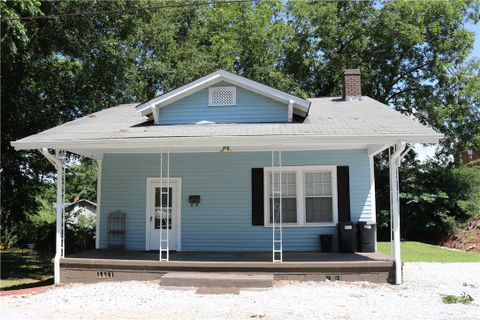 15 Powell Street
